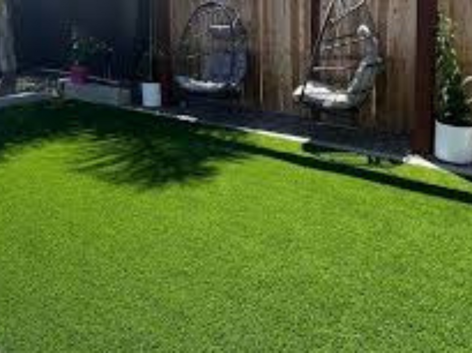 Top Artificial Grass Suppliers in Northern Ireland: Choose Family Grass